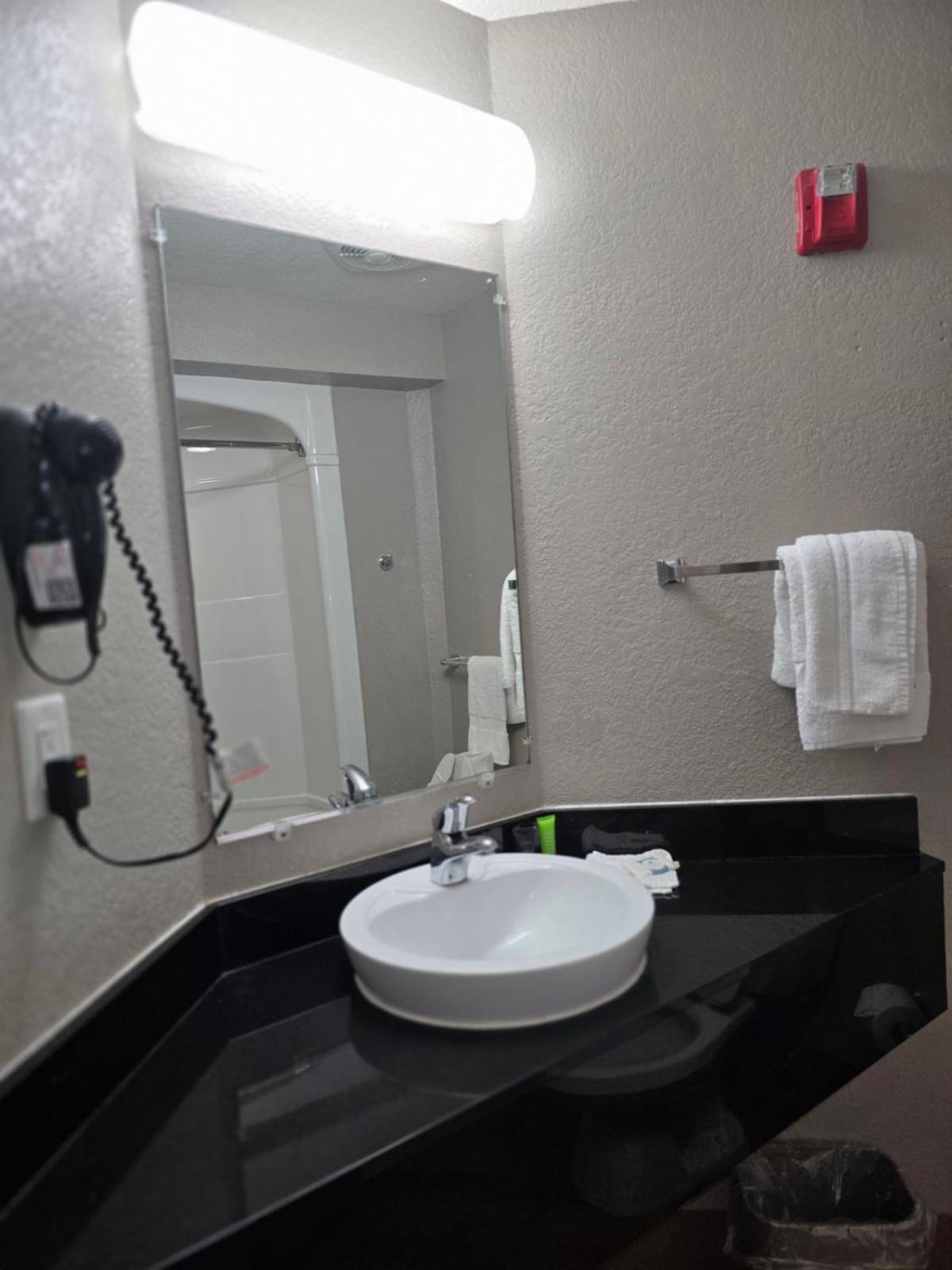 Motel 6-Biloxi, Ms - Beach Экстерьер фото